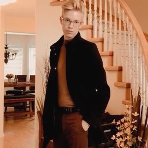 Meet your Posher, Conor